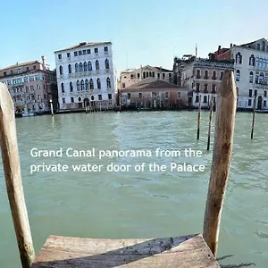  Apartment Tribuno Grand Canal Italy